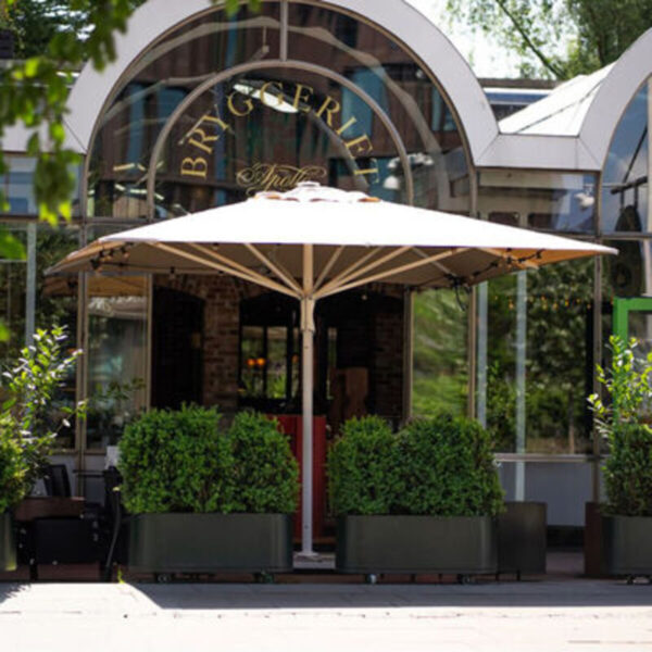 Kjempeparasol 4x4 polyester uten frisktkant - Bilde 5
